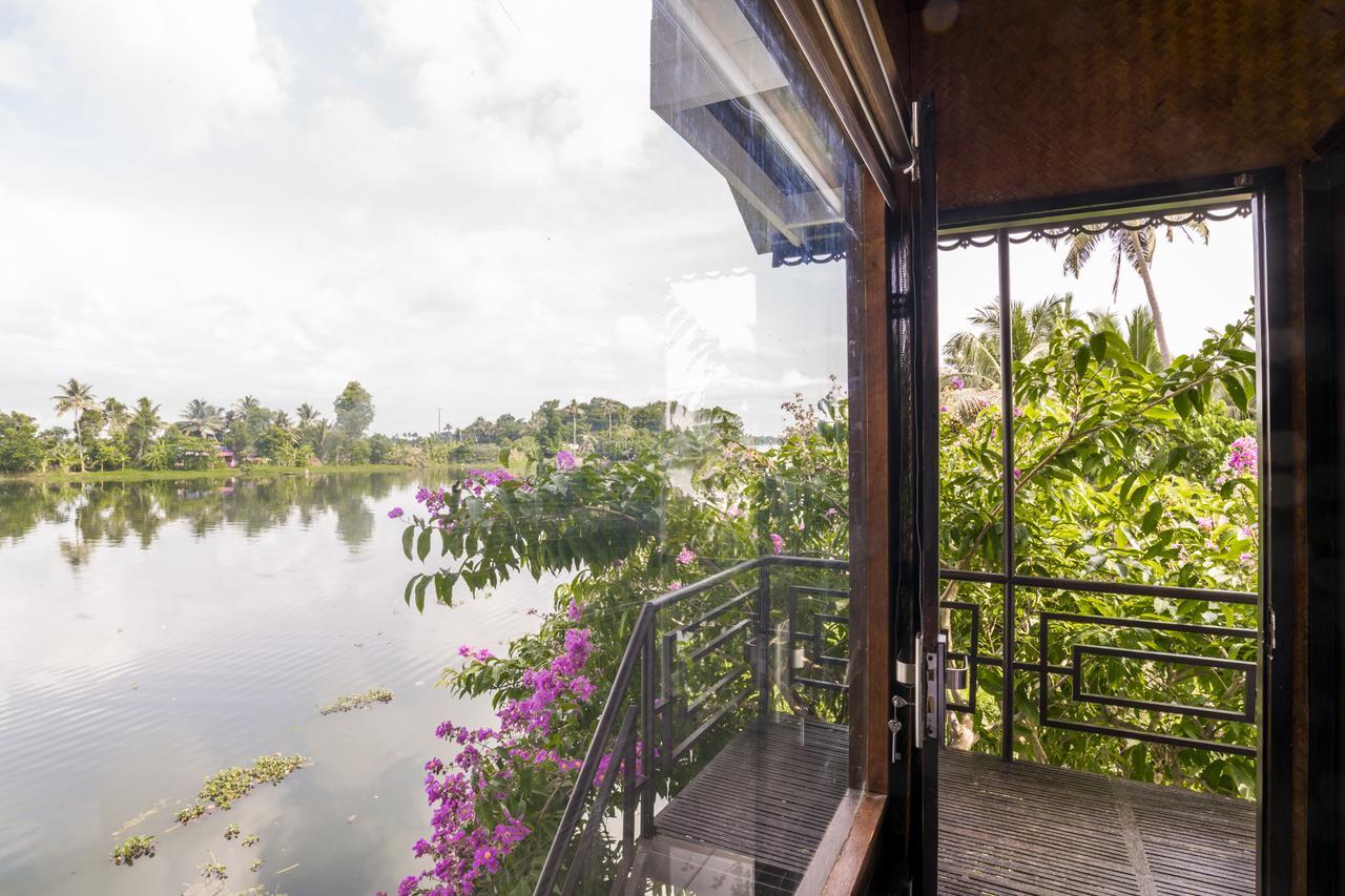 Warmth Lake Haven Alappuzha Luaran gambar